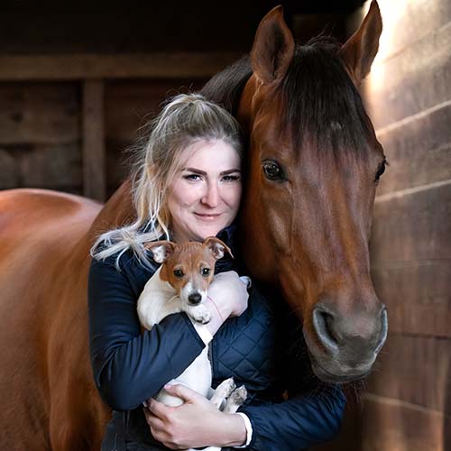 Angelina Spix Faszientherapie für Pferde